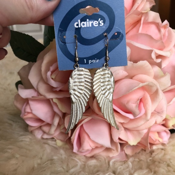 Claire's Jewelry - 5 for $20 Claire's Angel Wings Earrings